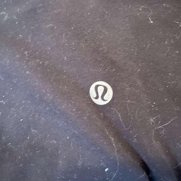 Limited edition Lululemon leggings - Picture 3 of 3